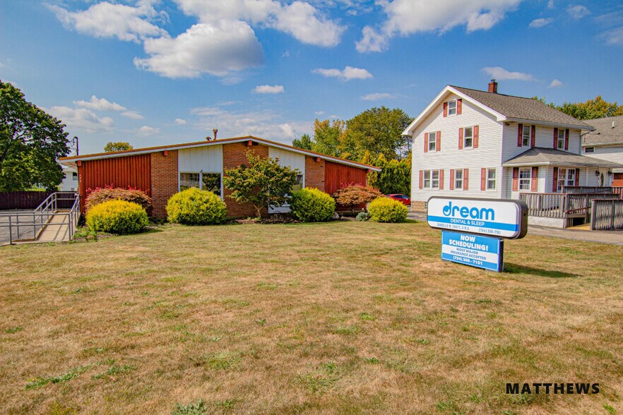 175 N Buhl Farm Dr, Hermitage, PA à vendre - Photo de l’immeuble – Image 2 sur 3
