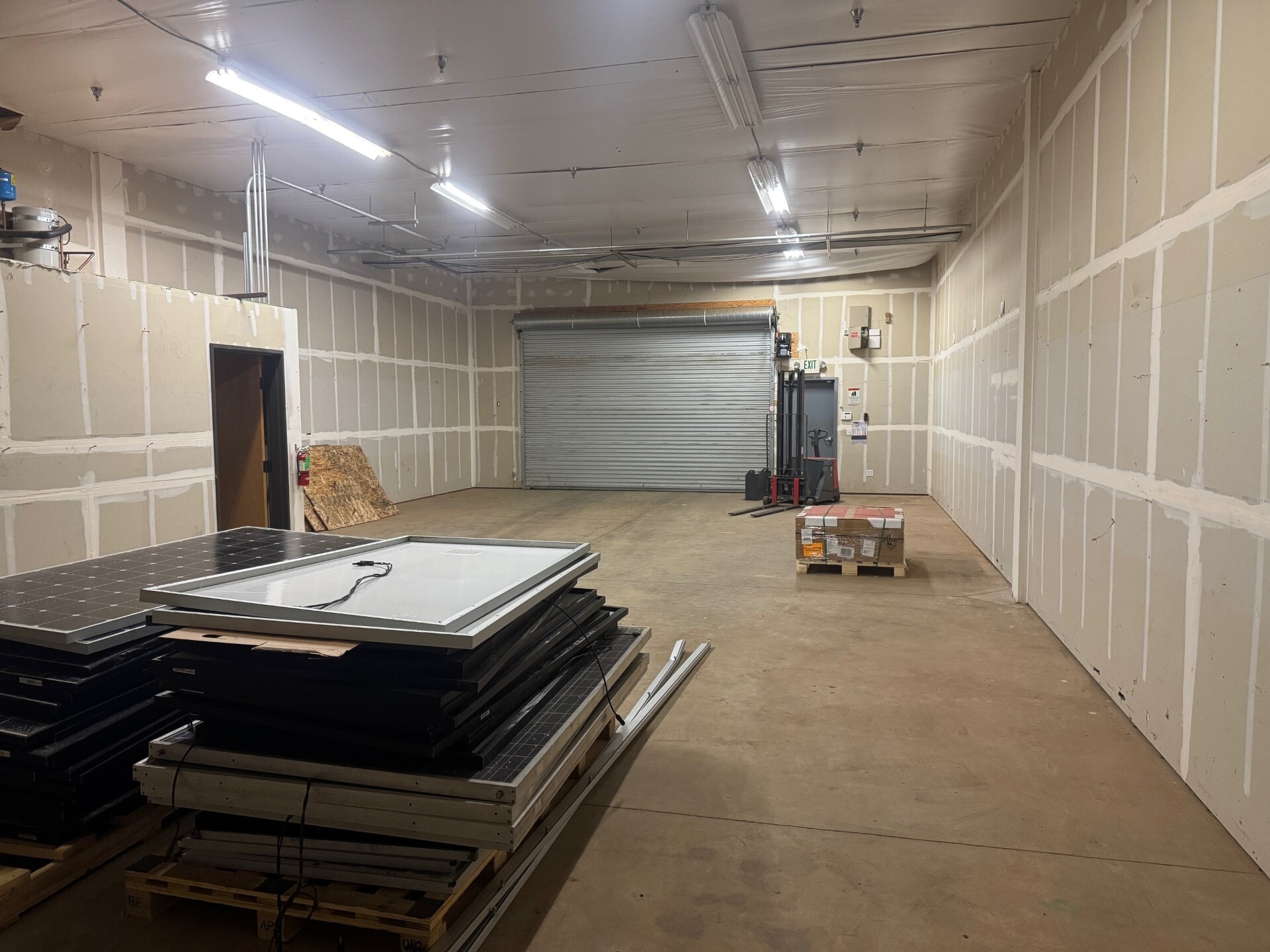 420 Sierra College Dr, Grass Valley, CA à louer Photo intérieure– Image 1 sur 9