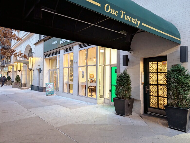 120 E 86th St, New York, NY à vendre - Photo de l’immeuble – Image 1 sur 26