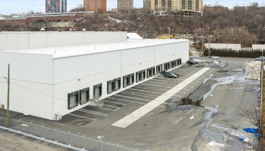 6001 Tonnelle Ave, North Bergen, NJ à louer Photo de l’immeuble– Image 2 sur 12