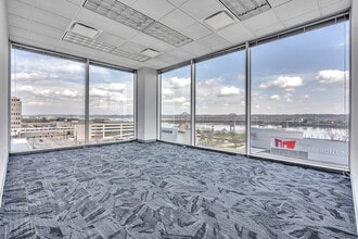 211 Fulton St, Peoria, IL à louer Photo intérieure– Image 1 sur 1