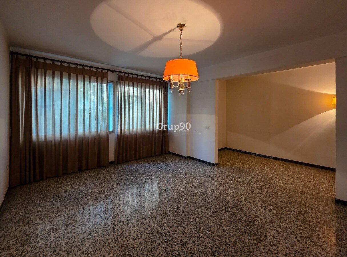Lleida, LER 25008 - Lot - - - Photo intérieure - Image 2 of 16
