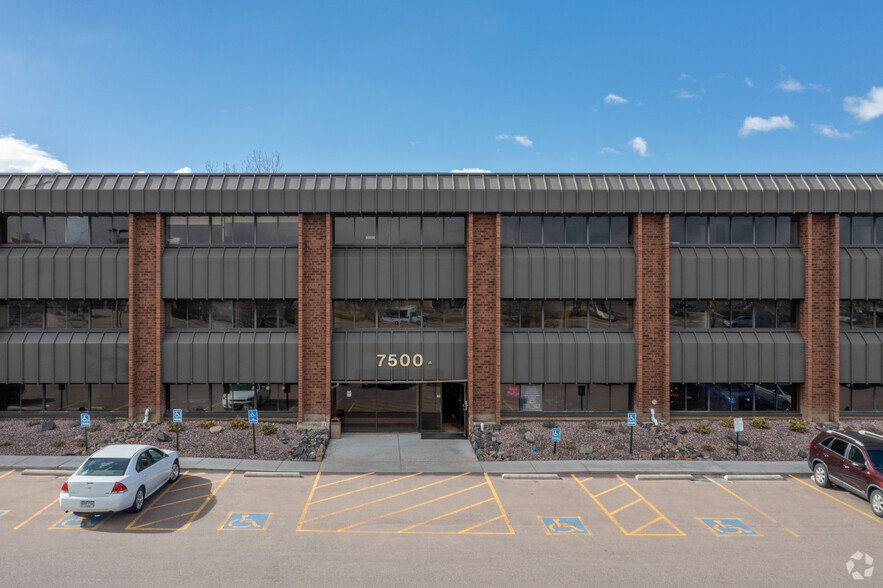 7500 E Arapahoe Rd, Centennial, CO à louer - Photo de l’immeuble – Image 3 sur 4