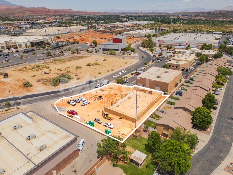 Approx E 850 N st, St George, UT à louer - Photo de l’immeuble – Image 3 sur 6