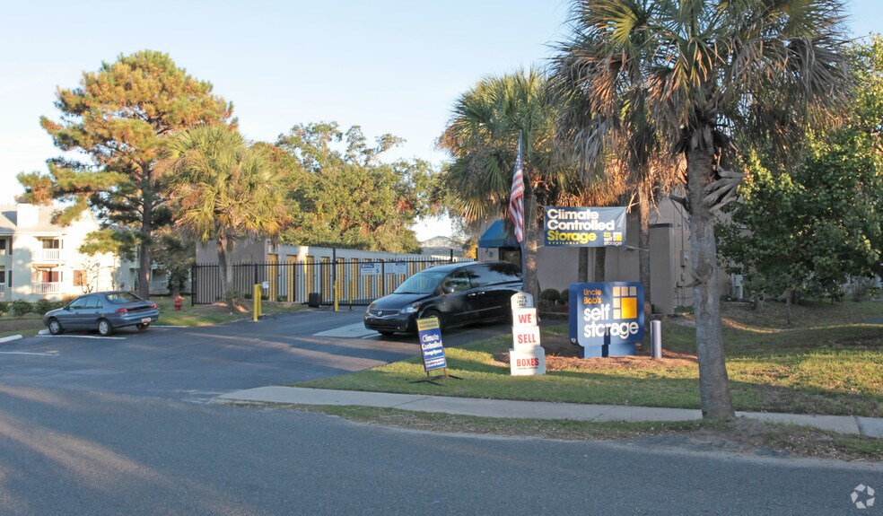 1471 Center Street Ext, Mount Pleasant, SC à louer - Photo de l’immeuble – Image 2 sur 2