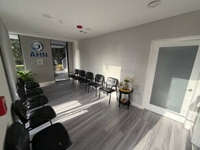 3901 NW 79th Ave, Doral, FL à louer Photo intérieure– Image 1 sur 8