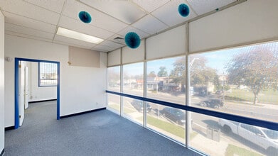 307 - 319 W Landis Ave, Vineland, NJ à louer Numérisation 3D Matterport– Image 1 sur 8