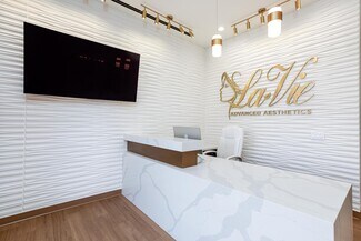Plus de détails pour 4735 S Durango Dr, Las Vegas, NV - Bureau/Médical à louer