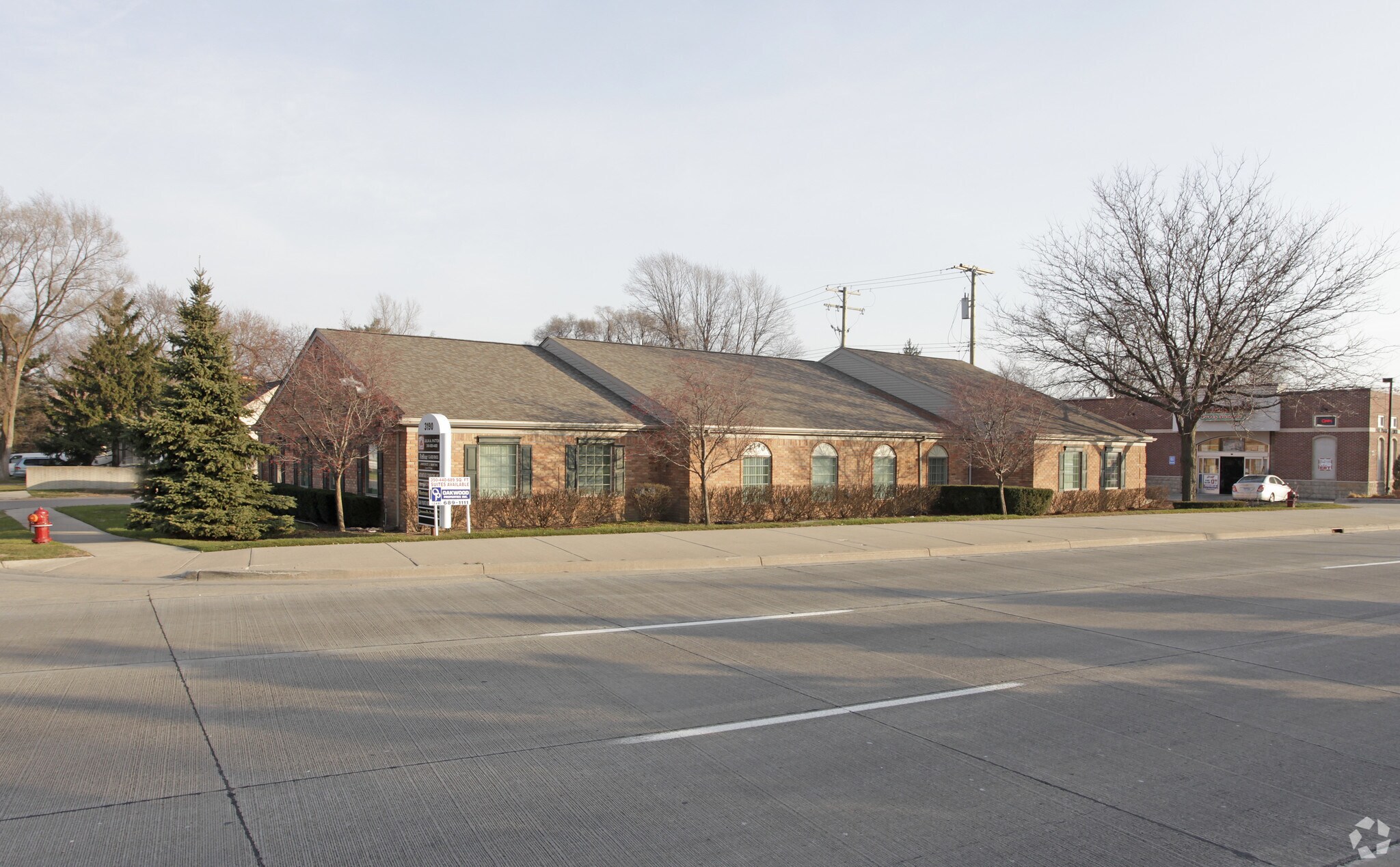 3190 Rochester Rd, Troy, MI à louer Photo principale– Image 1 sur 3