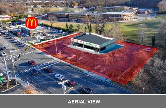 350 W Jericho Tpke, Huntington, NY - VUE AÉRIENNE  vue de carte