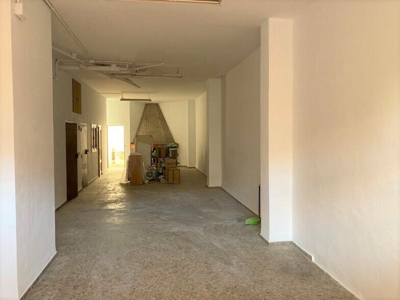 Local commercial dans València à vendre - Photo de l’immeuble – Image 3 sur 10