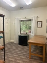 3930 Naaman School Rd, Garland, TX à louer Photo intérieure– Image 1 sur 3