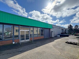 Plus de détails pour 3740 NE Columbia Blvd, Portland, OR - Industriel/Logistique à louer