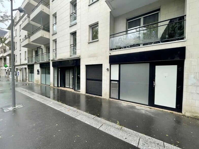 Local commercial dans Rouen à louer - Photo de l’immeuble – Image 1 sur 14