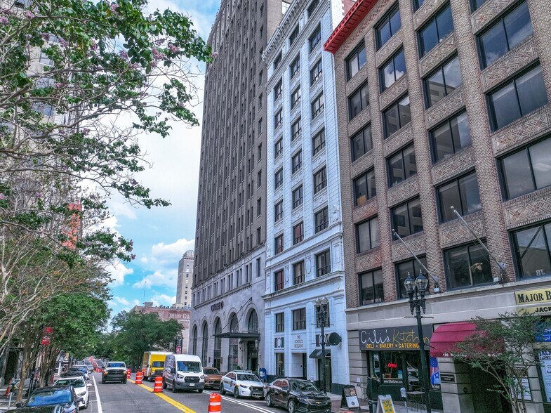 118-120 W Adams St, Jacksonville, FL à louer - Photo de l’immeuble – Image 1 sur 29