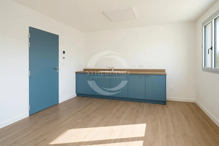 Local d’activités dans Le Bouscat à louer - Photo de l’immeuble – Image 1 sur 6