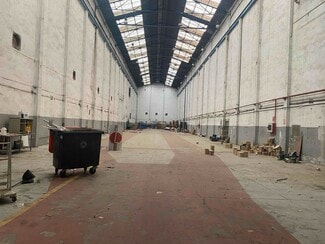 Plus de détails pour Industriel/Logistique à louer