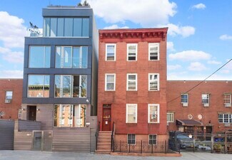Plus de détails pour 76 S 3rd St, Brooklyn, NY - Logement à vendre