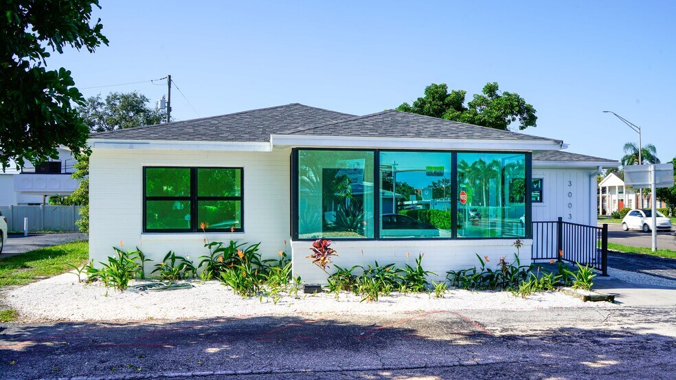 3003 S Tamiami Trl, Sarasota, FL à vendre - Photo de l’immeuble – Image 3 sur 12