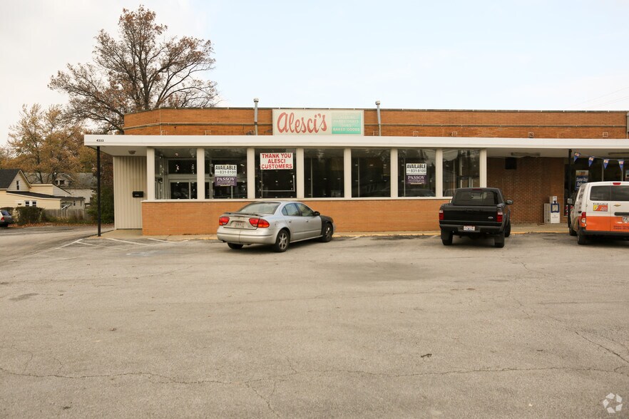 4333-4337 Mayfield Rd, Cleveland, OH à louer - Photo de l’immeuble – Image 2 sur 5