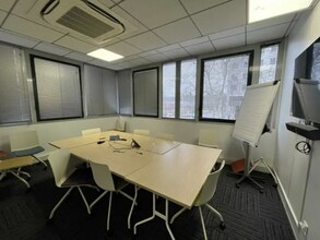 Bureau dans Villeurbanne à louer Photo intérieure– Image 2 sur 11
