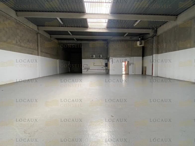 Local d’activités dans Herblay-sur-Seine à louer - Photo intérieure – Image 2 sur 10