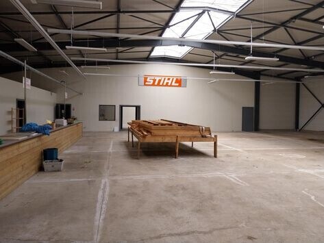 Industriel/Logistique dans Remomeix à vendre - Photo intérieure – Image 2 sur 3
