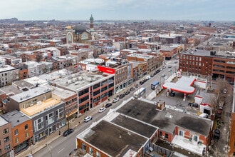 5428 Boul Saint-Laurent, Montréal, QC - VUE AÉRIENNE  vue de carte