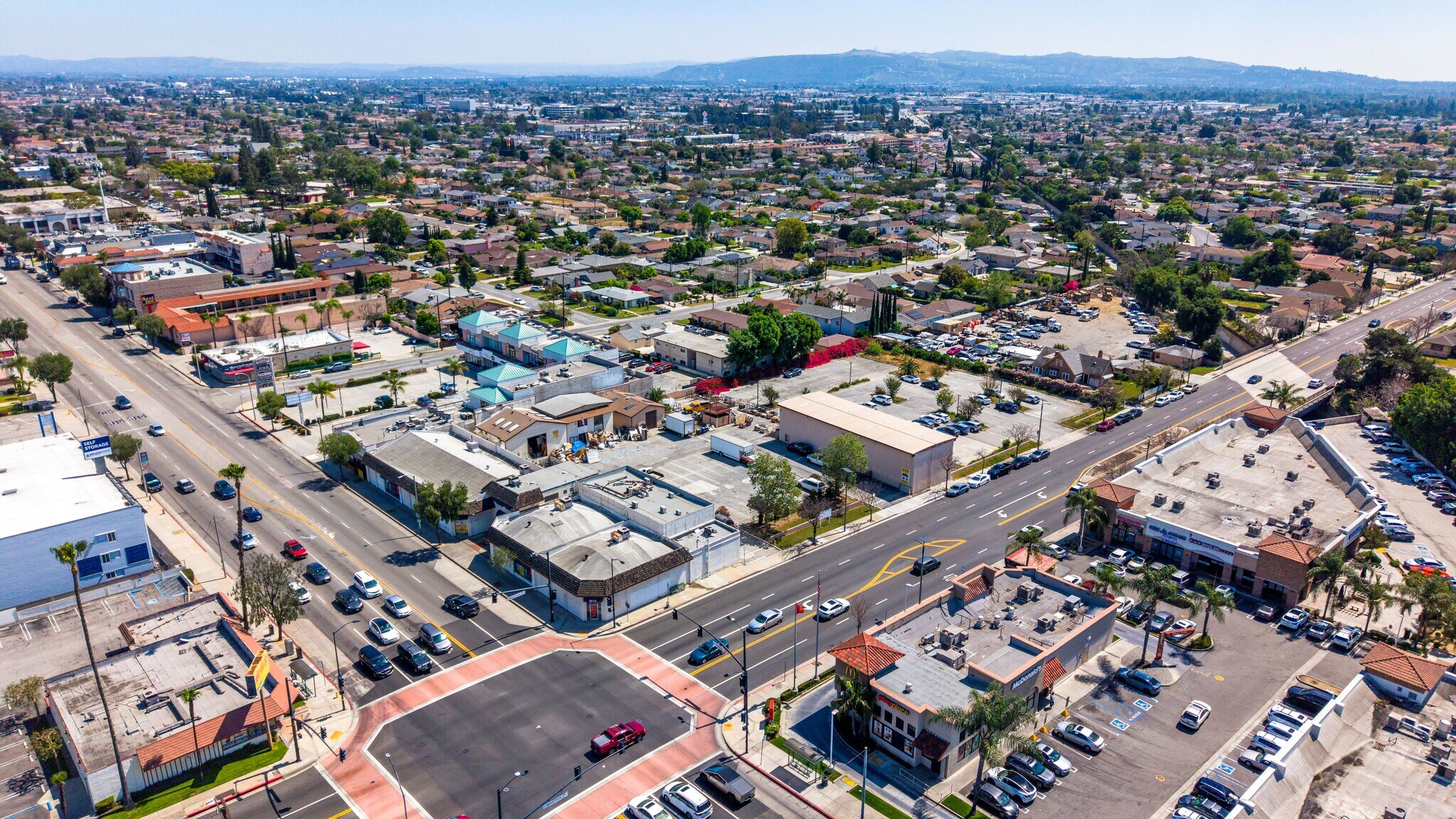 8614 Valley Blvd, Rosemead, CA à vendre Photo de l’immeuble– Image 1 sur 31