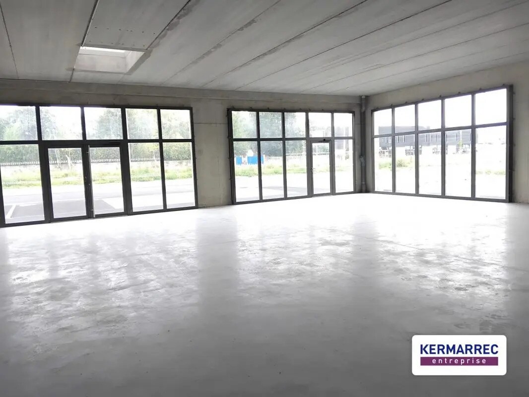 Local d’activités dans La Chapelle-des-Fougeretz à louer Photo de l’immeuble– Image 1 sur 4