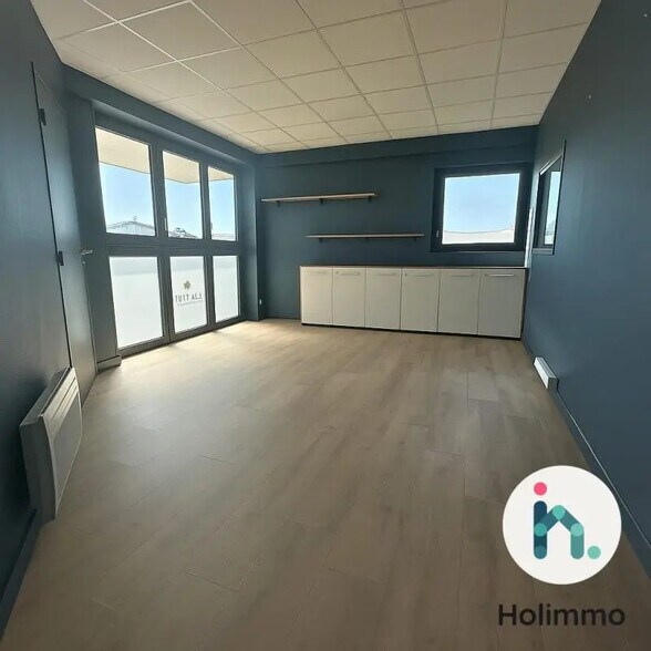 Bureau dans Séné à louer - Photo de l’immeuble – Image 1 sur 3