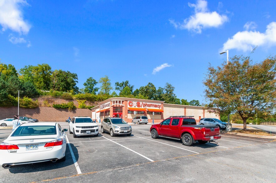 2715 E Battlefield St, Springfield, MO à vendre - Photo de l’immeuble – Image 2 sur 3