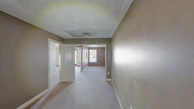 801 N Main St, High Point, NC à louer Photo intérieure– Image 1 sur 7