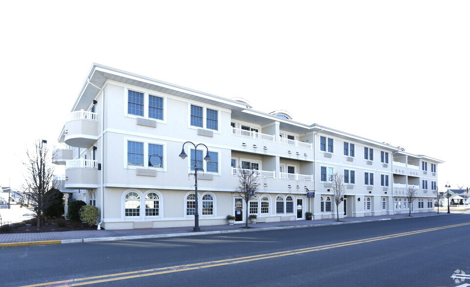 2 Main St, Bradley Beach, NJ à vendre - Photo de l’immeuble – Image 2 sur 2
