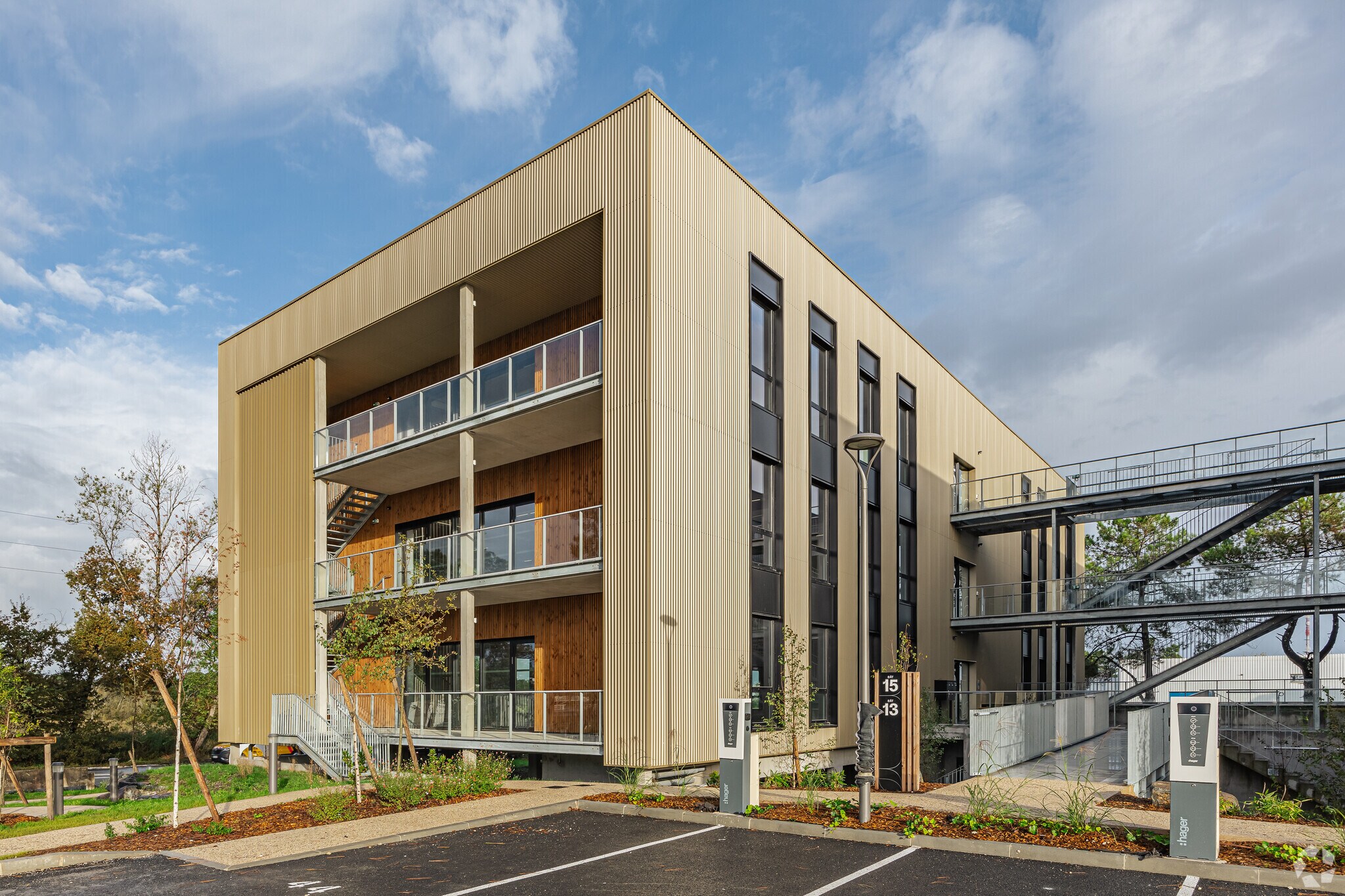 5 Rue Amy Johnson, Mérignac à louer Photo principale– Image 1 sur 5