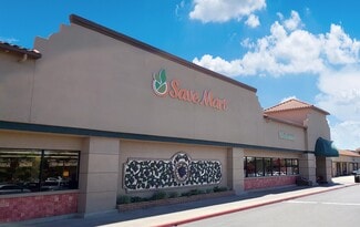 Plus de détails pour 1447-1591 E Noble Ave, Visalia, CA - Local commercial à louer