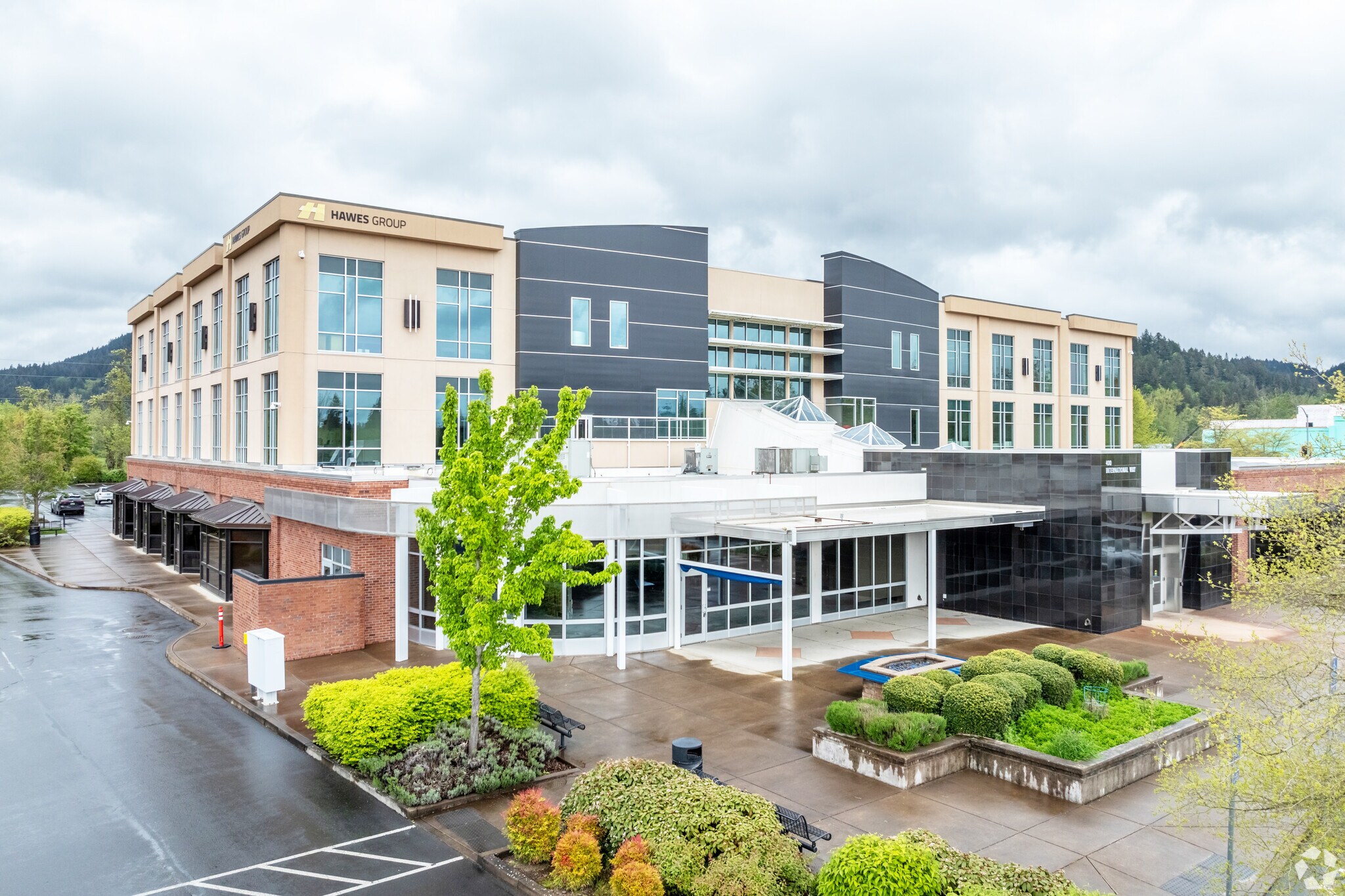 400 International Way, Springfield, OR à vendre Photo principale– Image 1 sur 21