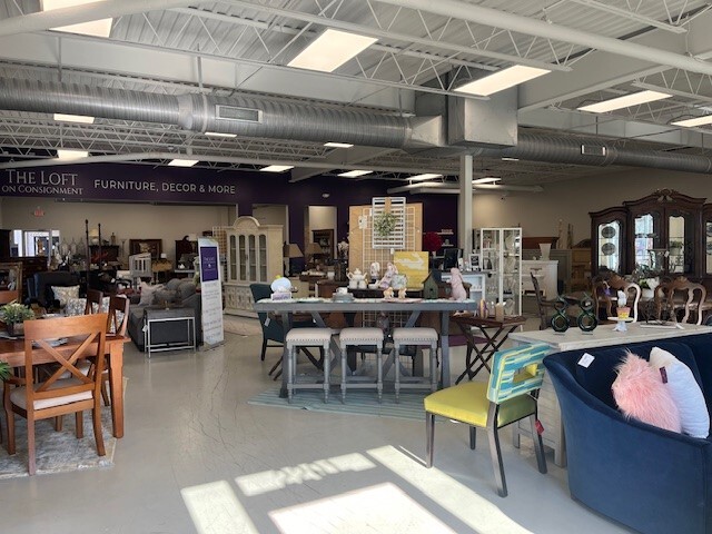 2221 N Center St, Hickory, NC à louer - Photo intérieure – Image 3 sur 6