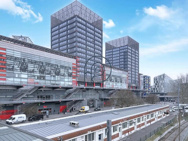 Plus de détails pour Bureau à vendre