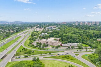 275 Boul Armand-Frappier, Laval, QC - Vue aérienne  vue de carte