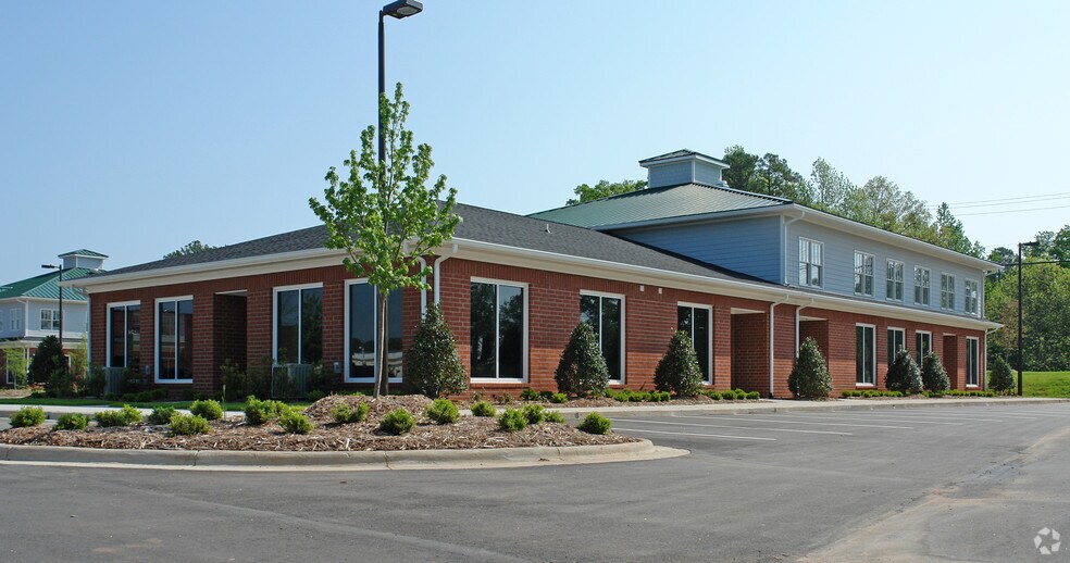 5475 Lumley Rd, Durham, NC à louer - Photo de l’immeuble – Image 2 sur 3