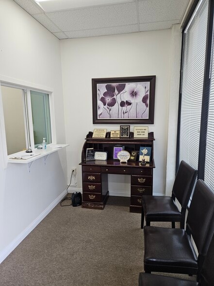 445-475 N Lake Ave, Pasadena, CA à louer - Hall d’entrée – Image 3 sur 16