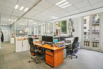 6 Rue Paul Baudry, Paris à louer Photo intérieure– Image 2 sur 10