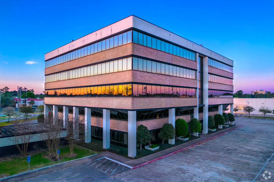 14511 Falling Creek Dr, Houston, TX à louer - Photo principale – Image 3 sur 14
