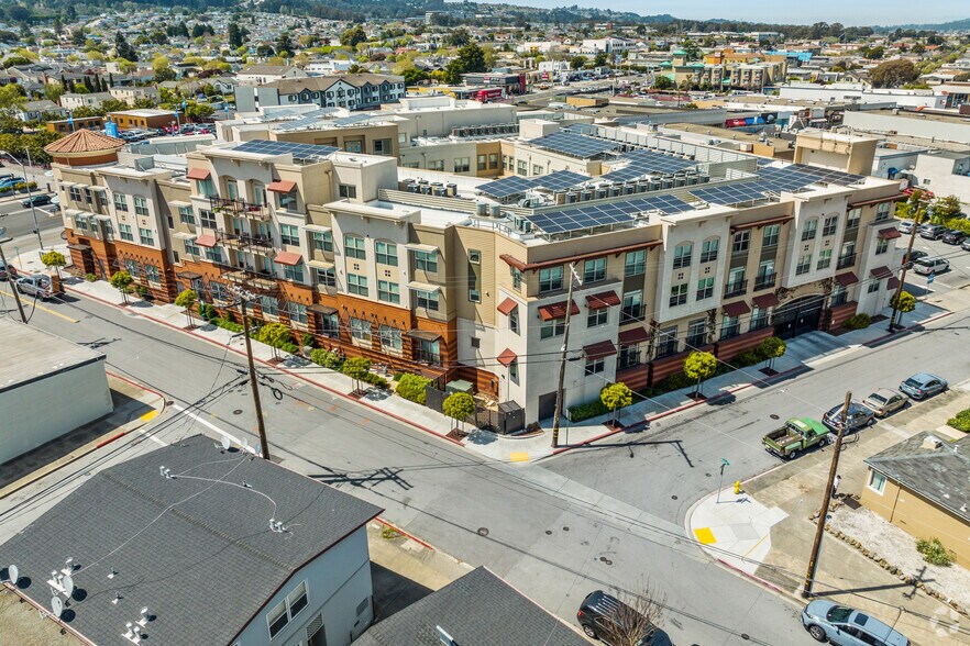 400-418 San Mateo Ave, San Bruno, CA à louer - Photo de l’immeuble – Image 2 sur 7