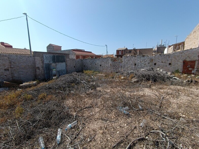 Avenida José Antonio, 20, Abanilla, Murcia à vendre - Photo de l’immeuble – Image 3 sur 6