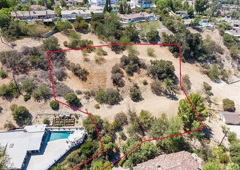 4551 Lindley Ave, Tarzana, CA à vendre - Photo principale – Image 3 sur 19