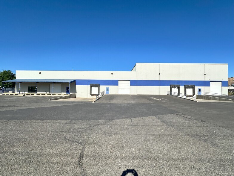 2501 River Rd, Yakima, WA à louer - Photo de l’immeuble – Image 2 sur 13