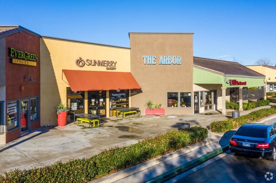 14705-14845 Jeffrey Rd, Irvine, CA à louer - Photo principale – Image 1 sur 9