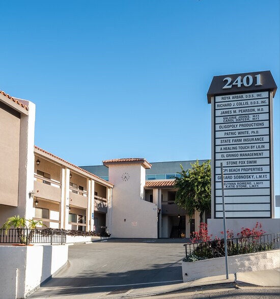2401 Pacific Coast Hwy, Hermosa Beach, CA à louer - Photo de l’immeuble – Image 3 sur 10